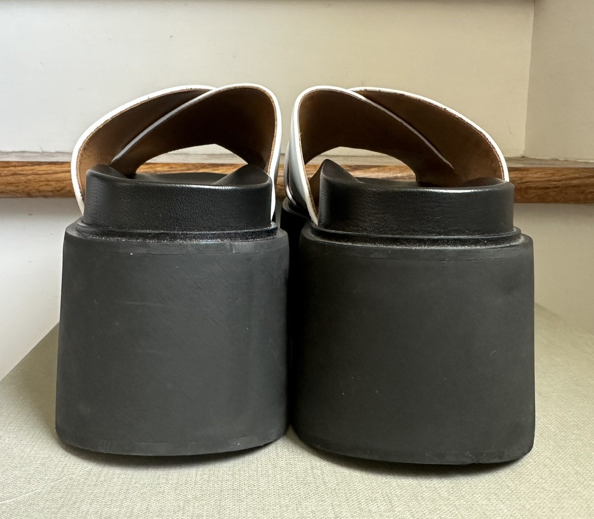 MARNI サンダル EU36 Marni Women's platform cross-strap leather sandals sz EU36