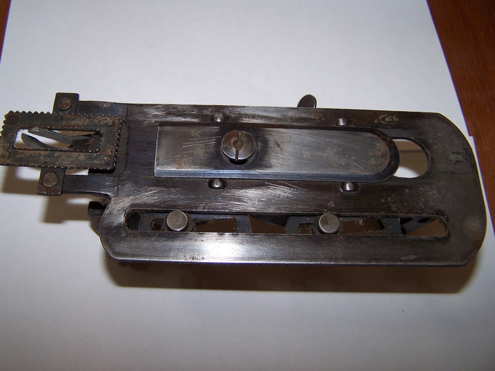 Famous Buttonhole Worker Model C Vintage Buttonholer Button Hole Maker w/Box