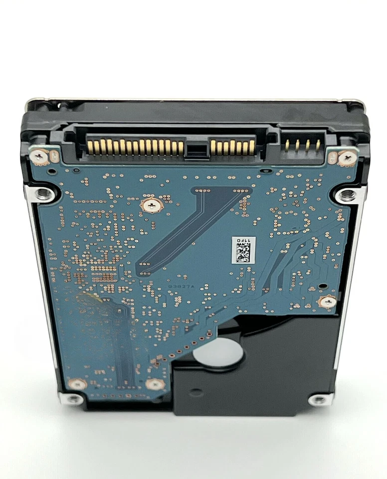 AL14SEB030N Toshiba 2.5" 12Gbps 300GB SAS SFF 10000 RPM Hard Drive New - Image 3 of 3