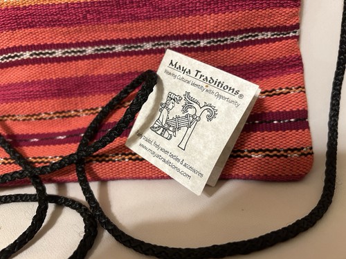 NWT Maya Traditions Hand Made Woven 8x7 Long strap Crossover Purse - Picture 7 of 8