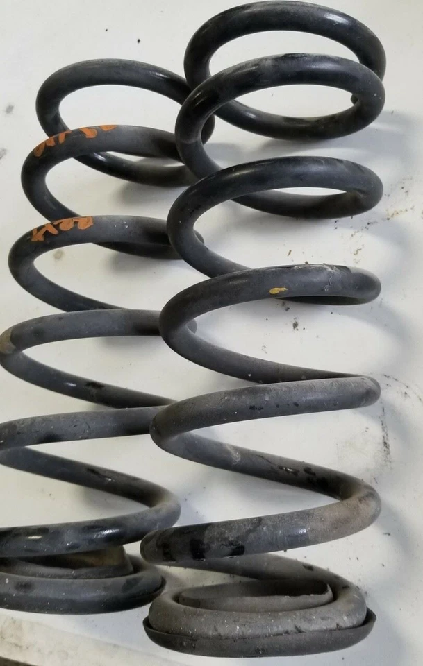 JAGUAR XK8 1997 A 2002 CONVERTIBLE JUEGO DE 2 MUELLES HELICOIDALES TRASEROS IZQUIERDO DERECHO Foto 2 de 4