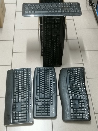 Wireless Keyboard and Mouse. Dell, Microsoft, Ace Etc. Some Not Matched Dangles - Picture 6 of 23