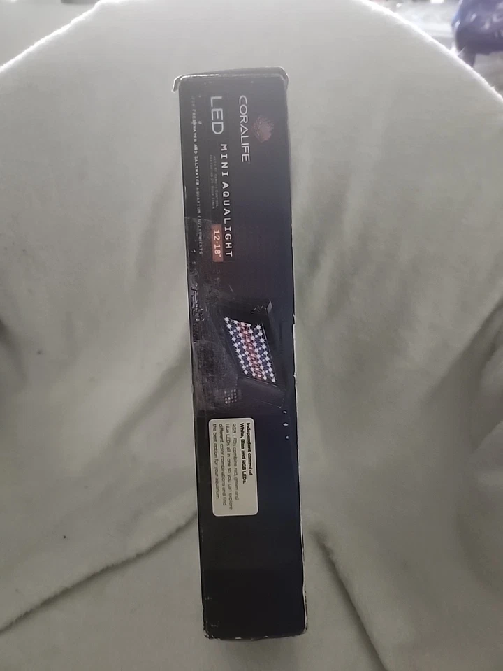 Coralife Aqualight 迷你水族箱 LED 灯具 18 英寸 | 密封 — 第 3/4 张图片