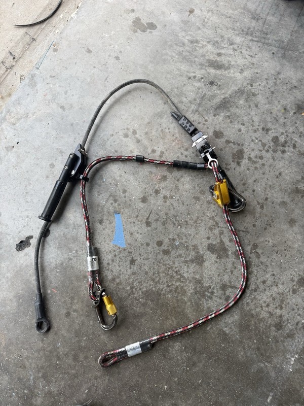 Bsahlin PATRIOT Model: 76pat Wood Pole Fall Restriction Device. 350lbs Capacity