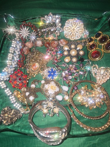 Vintage Broken Rhinestone Jewelry Lot Harvest Crafts DIY Projects 