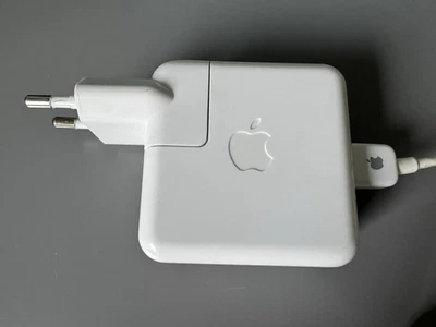Apple 10W USB Power Adapter + 30-pin Dock Cable (A1357) - Bild 1 von 3