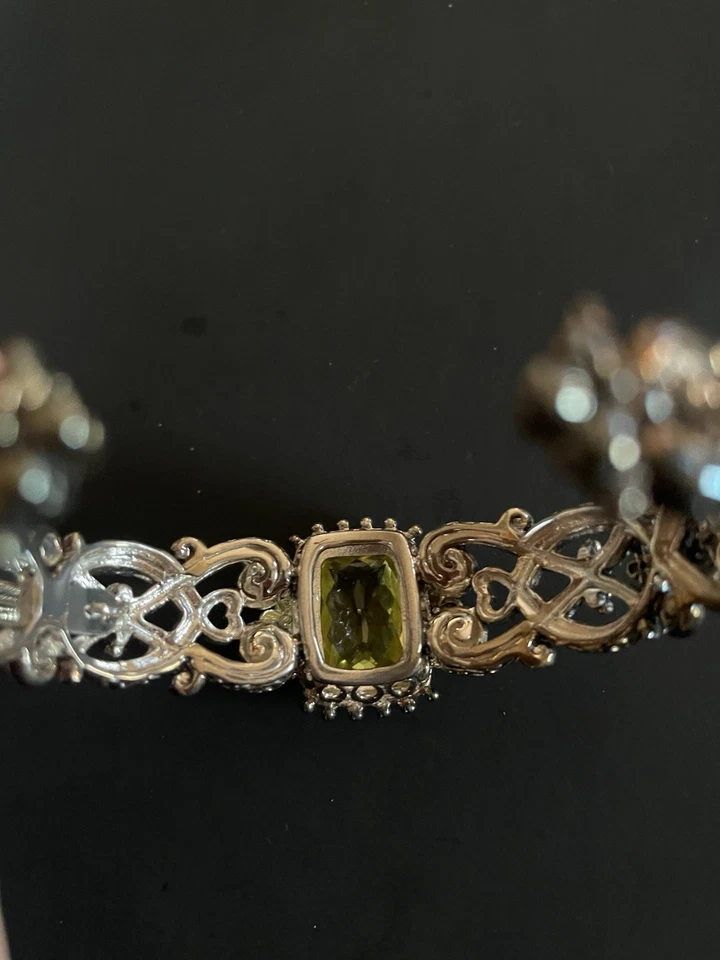 Barbara Bixby 18k Gold Cuff Bracelet With Green Jewel - Image 4 of 4