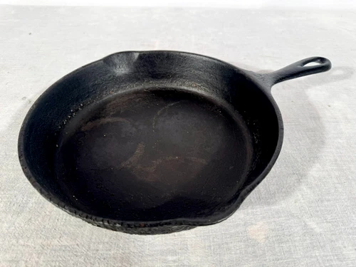 Vintage Antique Wagner Ware Sidney Cast Iron 10” Skillet