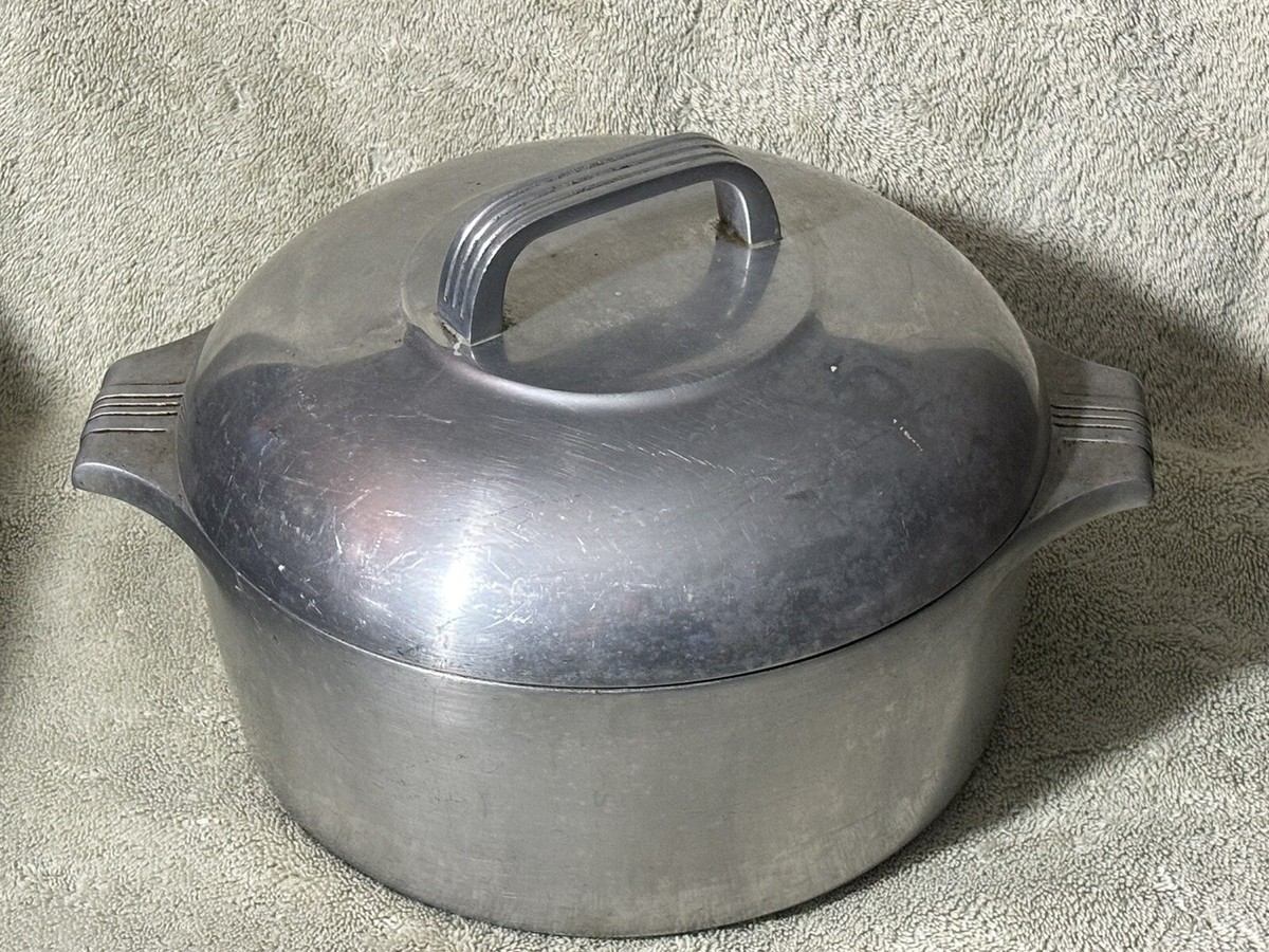 Vintage Wagner Ware Sidney O Magnalite Dutch Oven 4248 M Roaster