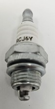 Champion 852 RCJ6Y Copper Plus Spark Plugs Qty 4