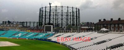 FOTO CRICKET BODEN DER OVALE KENNINGTON GASHALTER HIMMELREGEN