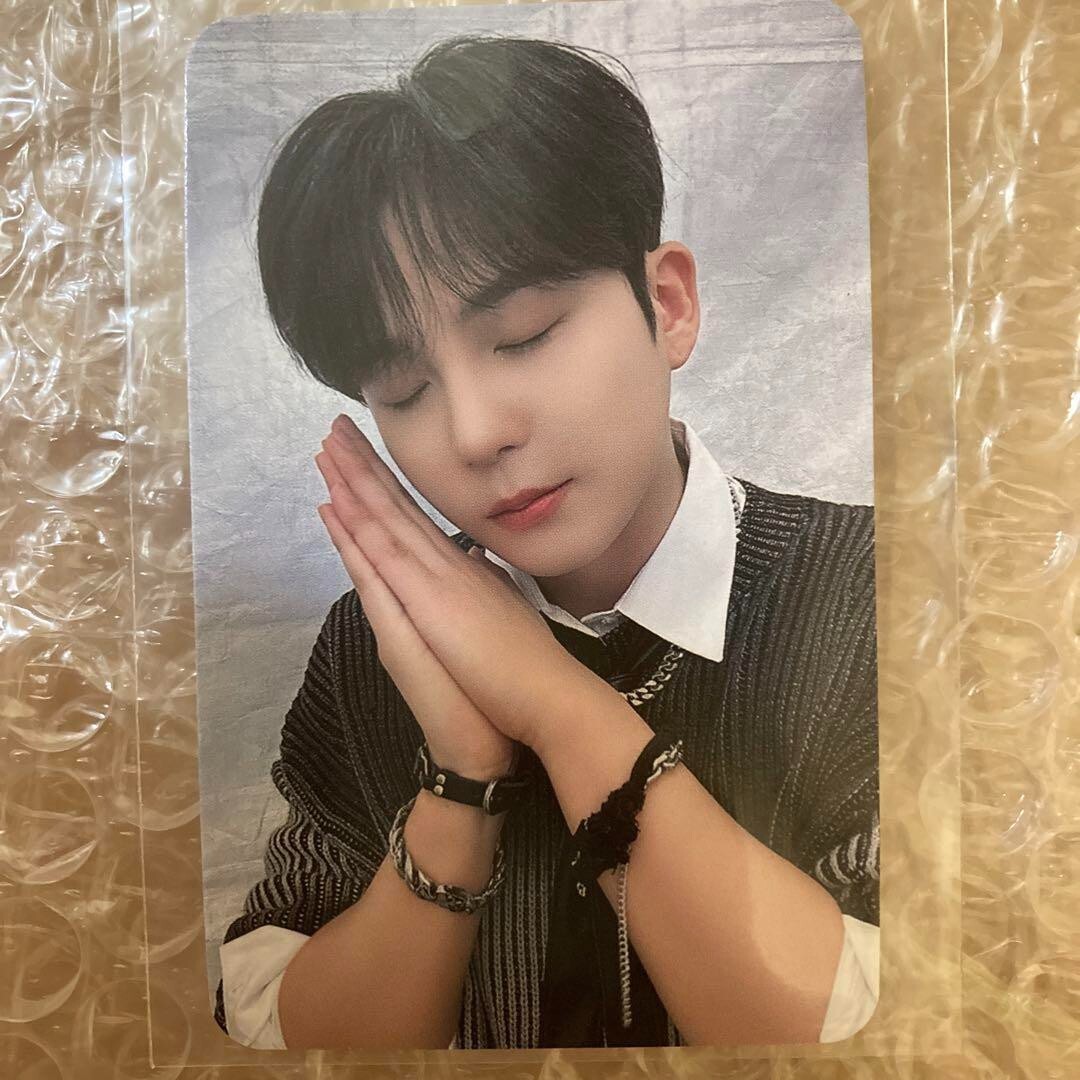 ATEEZ Photocard Complete Set of 8 THE WORLD EP.FIN: WILL ATEEZ Photocard Complete Set of 8 THE WORLD EP.FIN: WILL