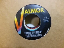 DOOWOP THE ROOMATES O BABY LOVE & BAND OF GOLD     NEAR MINT 45