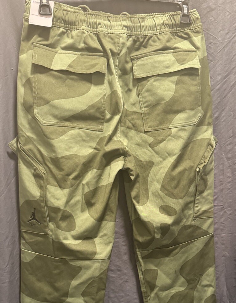Nike Jordan Essentials Chicago Cargo Pants Green  Men’s Size M FD7455 340 $120 image 3