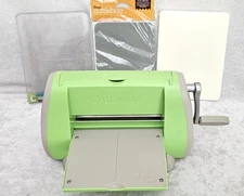 Cuttlebug Provo Craft Die Cutter & Embossing Machine Green with Board and Mat