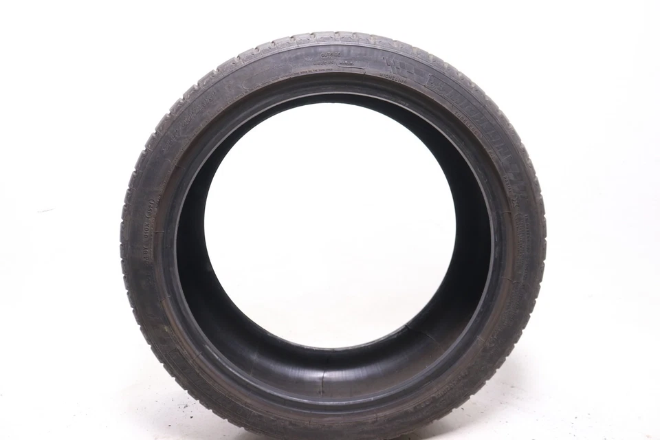 Used 255/40ZR19 Michelin Pilot Sport A/S 3 Plus - 100Y - 7.5/32 No Repairs - Image 4 of 4