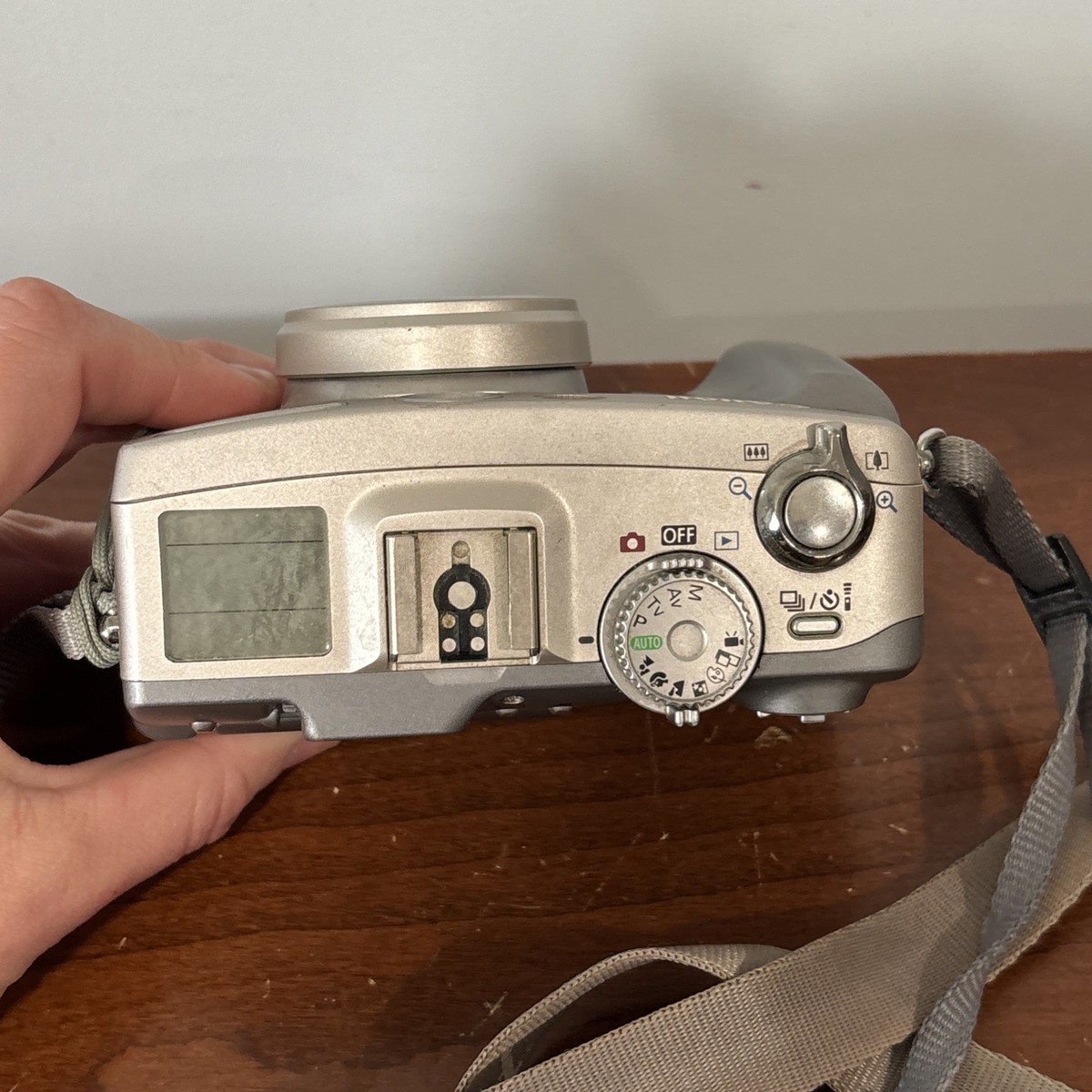 Canon PowerShot G2 4.0MP Digital Camera - Tested + Battery And SD