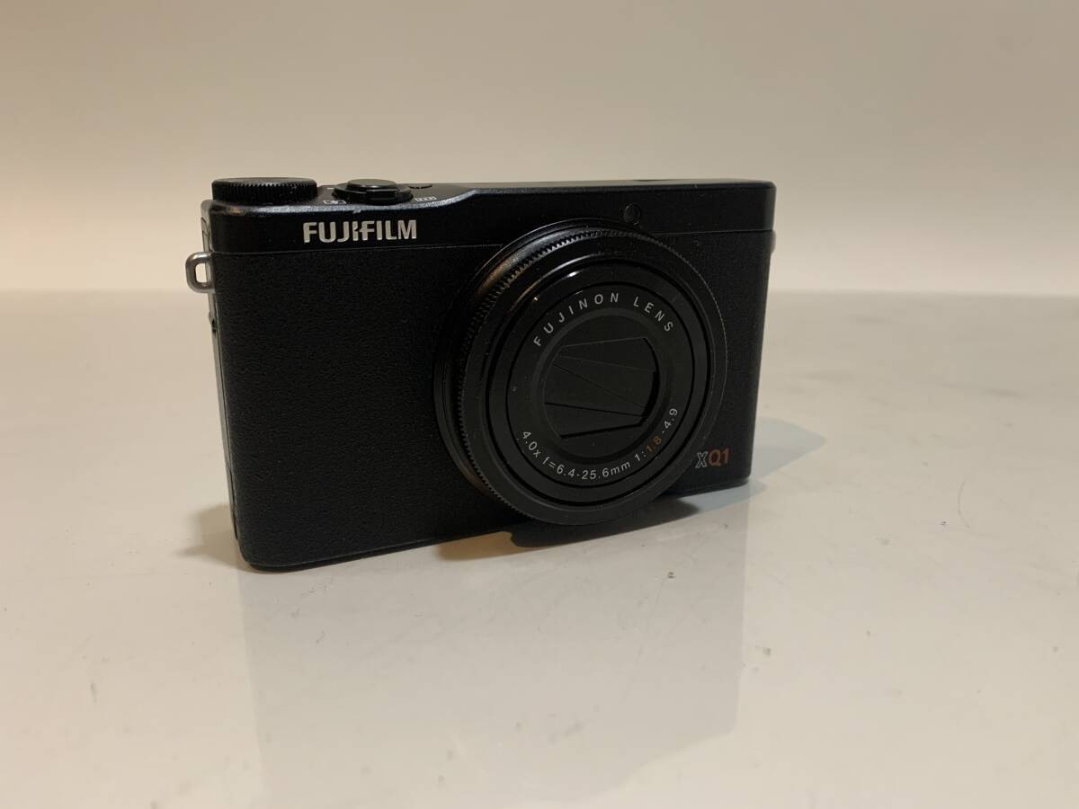Fuji Fujifilm XQ1 Compact Digital Camera Black 12.0MP Tested Used