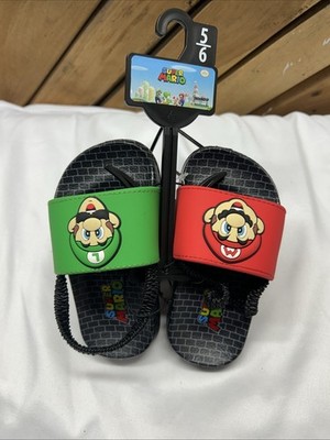 SUPER MARIO BROS LUIGI Beach Sandals Pool Slides 5/6 NWT Kids Gift Gamer Foam