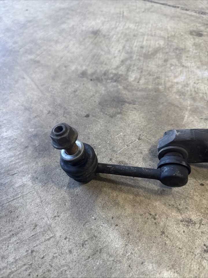 03-07 Infiniti G35 Nissan 350z Front Suspension Stabilizer Sway Bar 54610-AM001 - Image 3 of 4