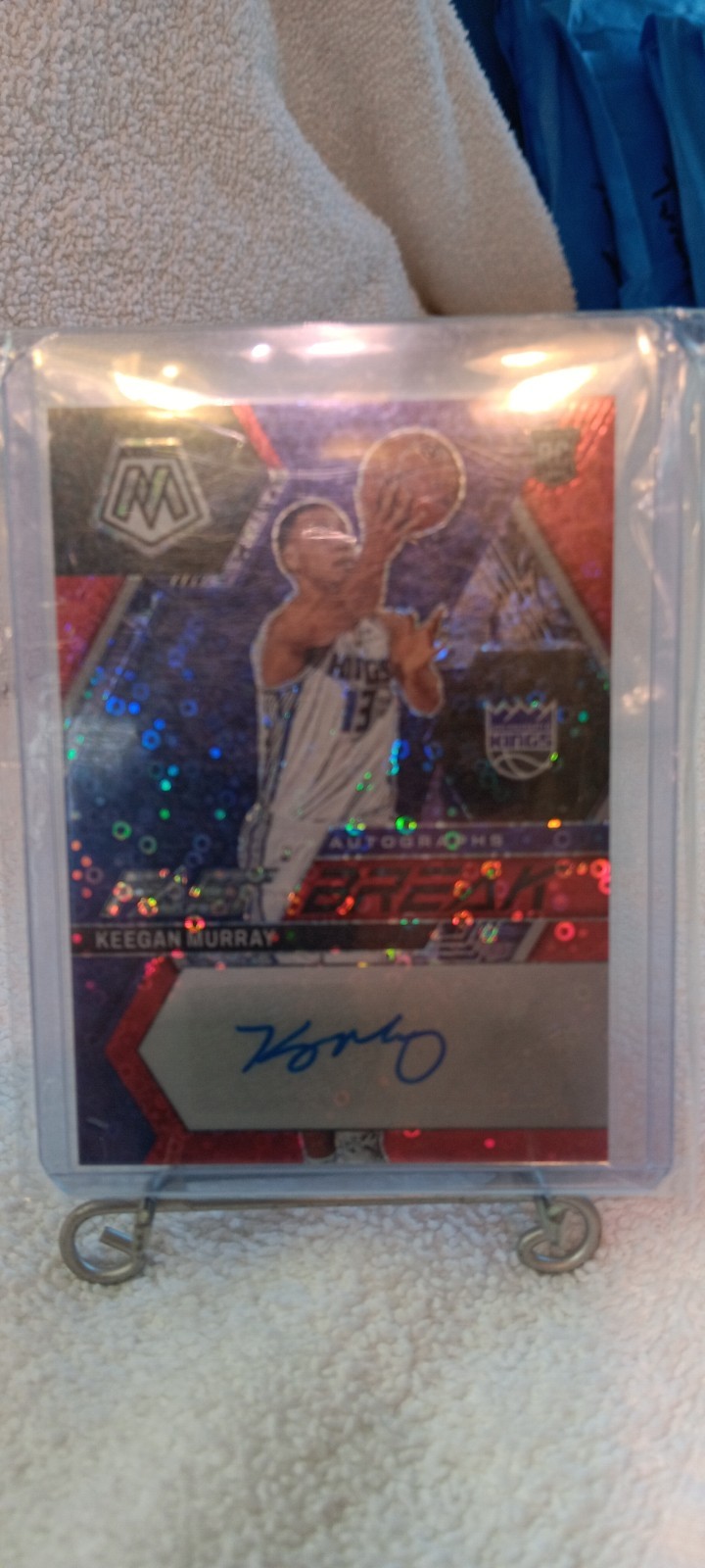2022 PANINI MOSAIC AUTO FAST BREAK RED #FBMUR KEEGAN MURRAY ROOKIE 23/49 BEAUTY