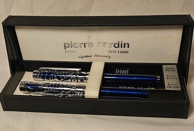 Beautiful  Paris PIERRE CARDIN Writing Set Pen Blue and Silver