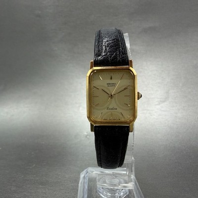 Seiko Exceline Tank Watch Women 19mm Champagne Dial Gold Tone 1221