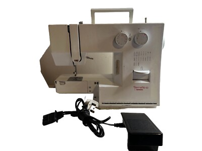 Bernina Bernette 50 Nähmaschine mit Pedal teilweise funktionsfähig ERSATZTEIL ODER REPARATUR