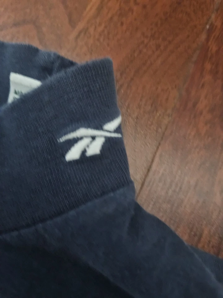 Camiseta Pullover Manga Larga Logo Cuello Simulado Marrón De Colección Reebok Para Hombre Talla XXL Foto 4 de 4