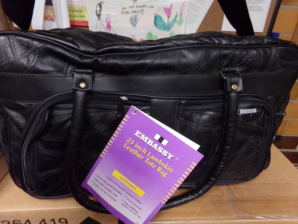 Bolso de Mano Embassy Italian Stone Design Cuero Negro Genuino 23" (C) Foto 3 de 4