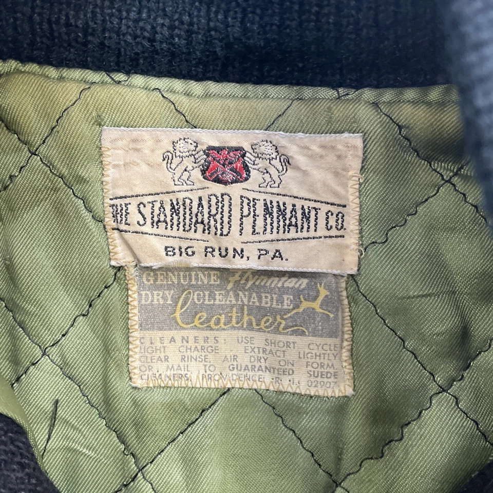 Chaqueta Letterman Universitaria de Cuero Lana Bandín Estándar De Colección Pequeña 1976 Foto 3 de 4