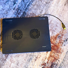 Targus Laptop Cooling Pad Dual Fan USB-Powered Anti-Slip Black 14-15in
