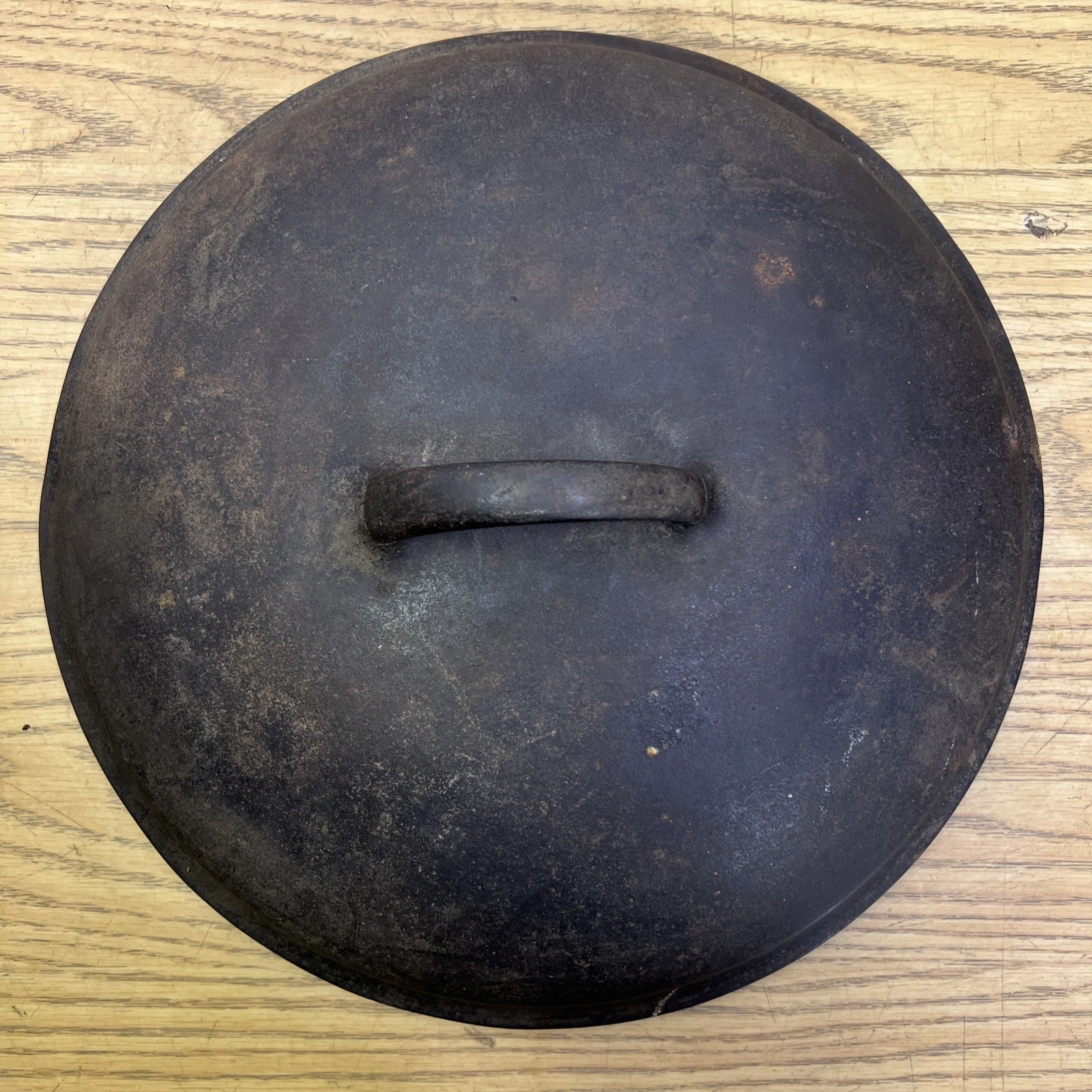 Wagner Ware Cast Iron #10 Round Roaster Dutch Oven Lid Saw Tooth