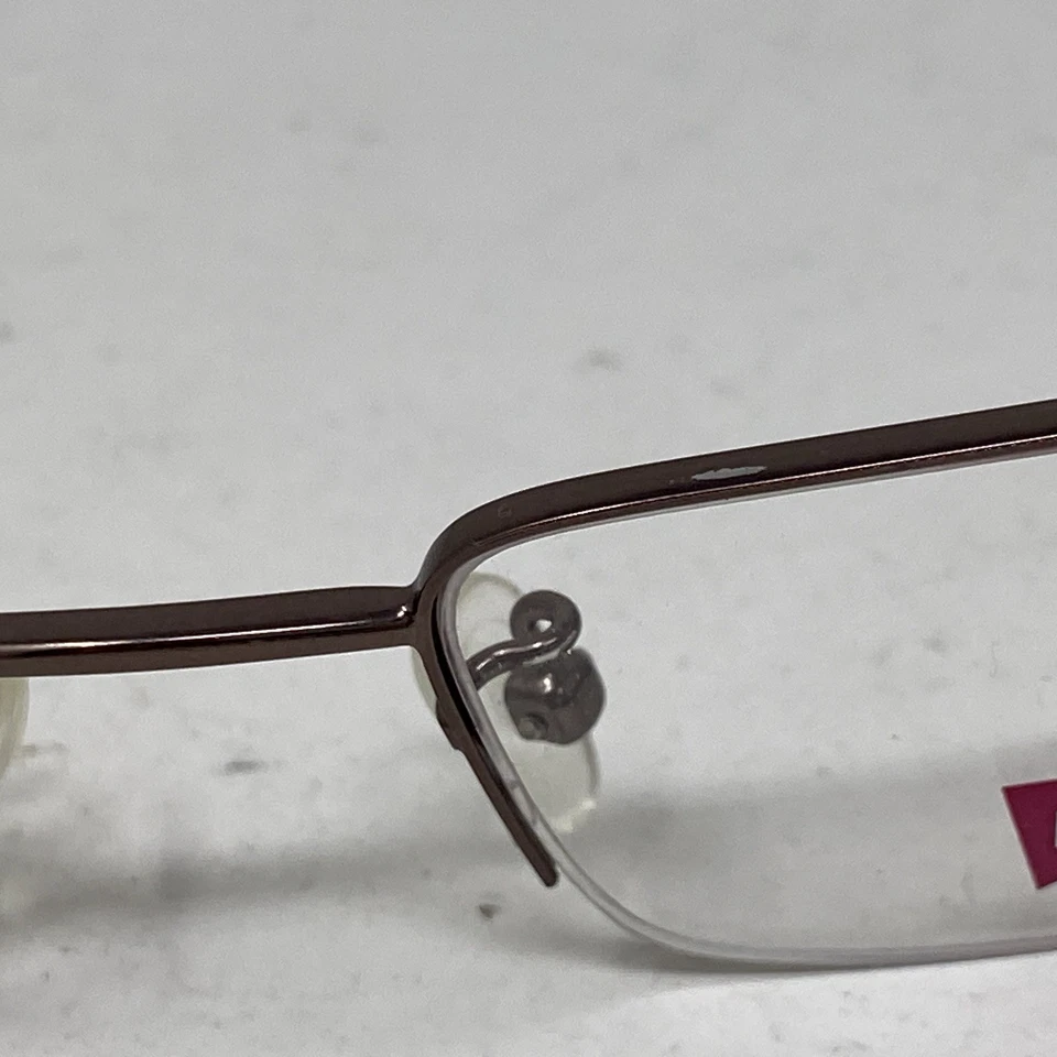 ÓCULOS LEVIS EYEWEAR JS 555A-1 52-18-140 MARROM FLEX DOBRADIÇA M212 - Imagem 2 de 4