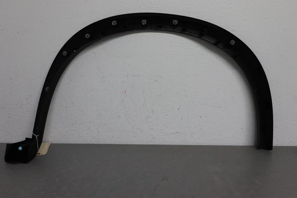 2021 2023 NISSAN ROGUE LEFT SIDE FENDER FLARE - Image 4 of 4