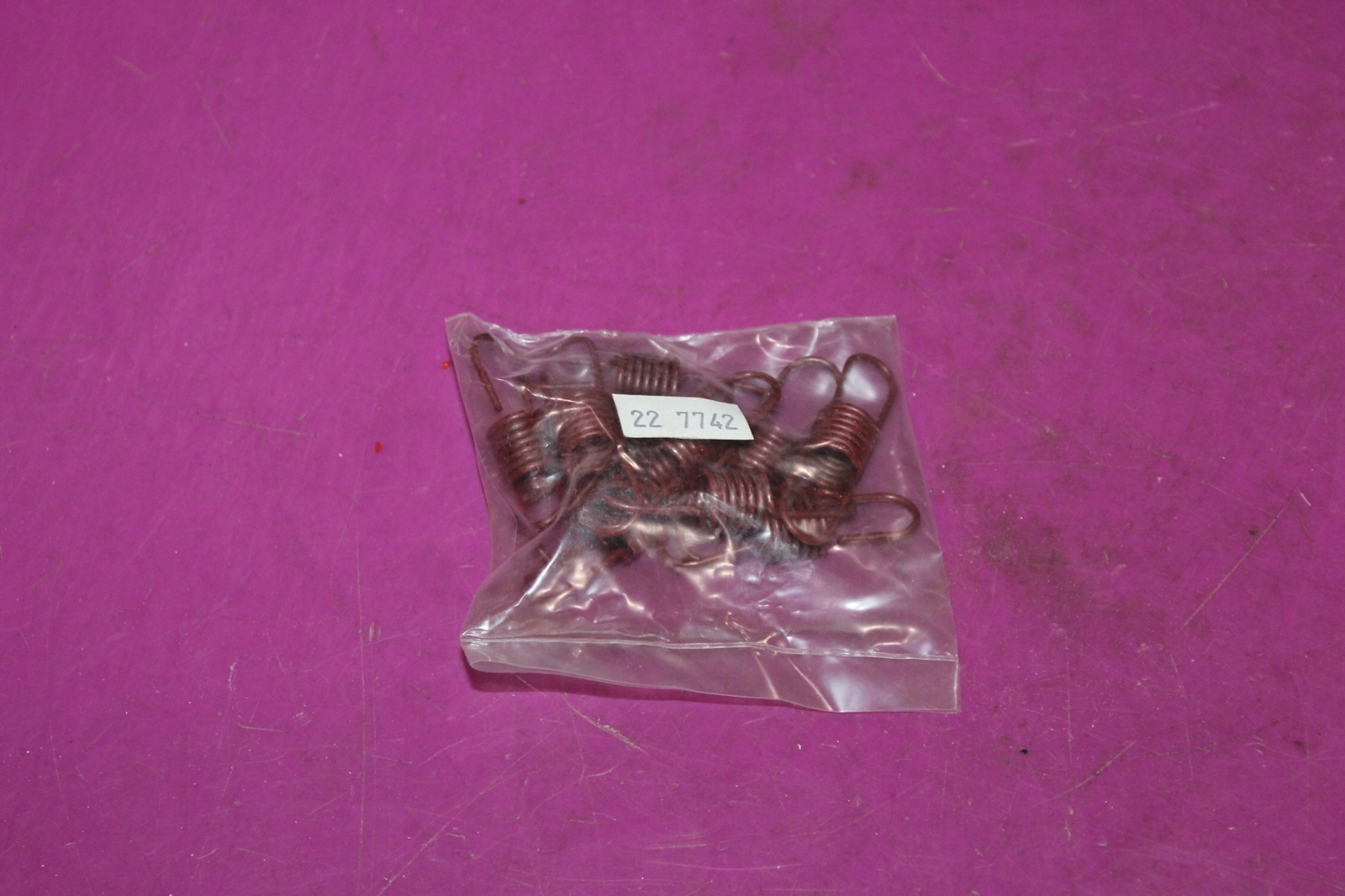 One (1) Rotary Governor Spring. Part 7742. Replaces Briggs & Stratton ...