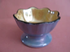 JAPAN SCALLOPED TOP BLUE CHINA PEDESTAL OPEN SALT CELLAR w/GOLD BOWL, c1930's