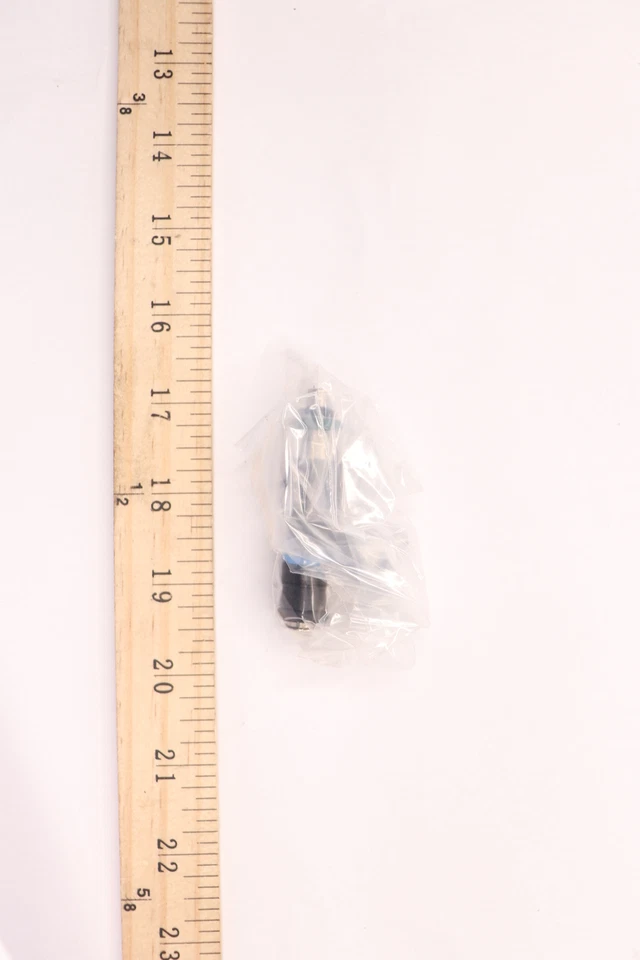 Inyector de combustible Napa 2-18510 Foto 3 de 3