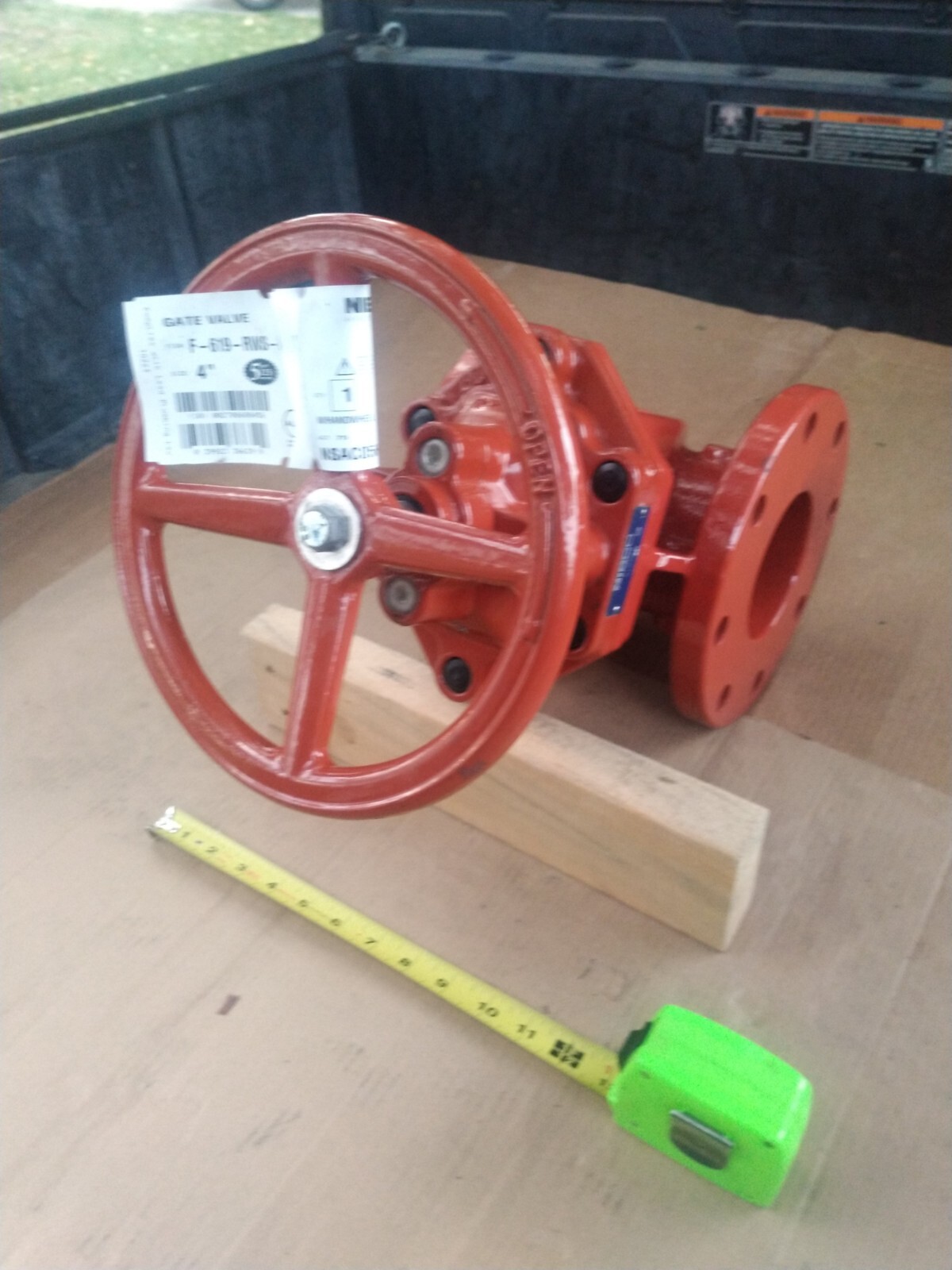 1) **New** "Nibco" F-619-RWS-HW, Gate Valve, Class 125, 4" Flange. **Cheap**