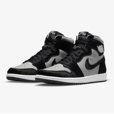 Nike Women's Air Jordan 1 Mid Shoes 'Medium Grey' (DZ2523