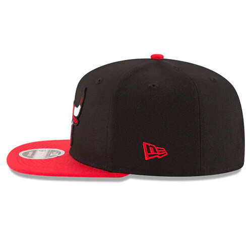 New Era NBA Chicago Bulls Snapback Sombrero Negro Rojo 2 Tonos Color Gorra Oficial de Juego - Imagen 4 de 7