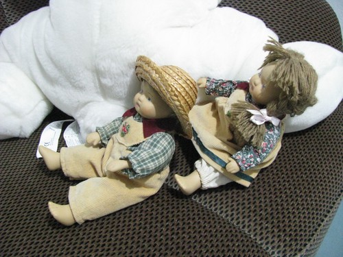 2 ARTIST DOLLS BOYS AND GIRLS - Picture 2 of 6