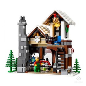 LEGO 10249 Creator Expert Winter Toy Shop 898pcs Retired 2015 New Sealed