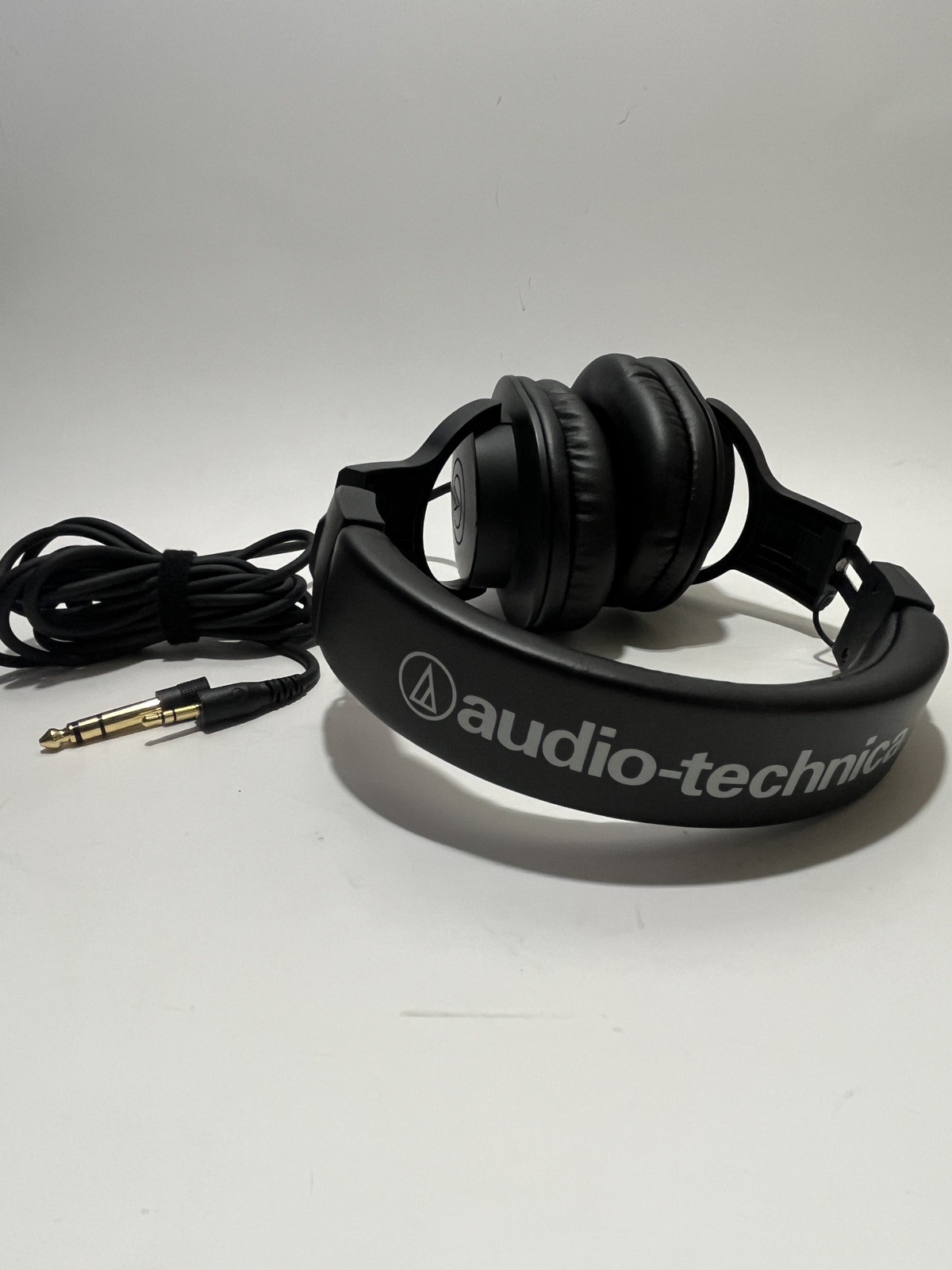 Audio-Technica ATH-M20X Black Wired Professional Monitor Headphones