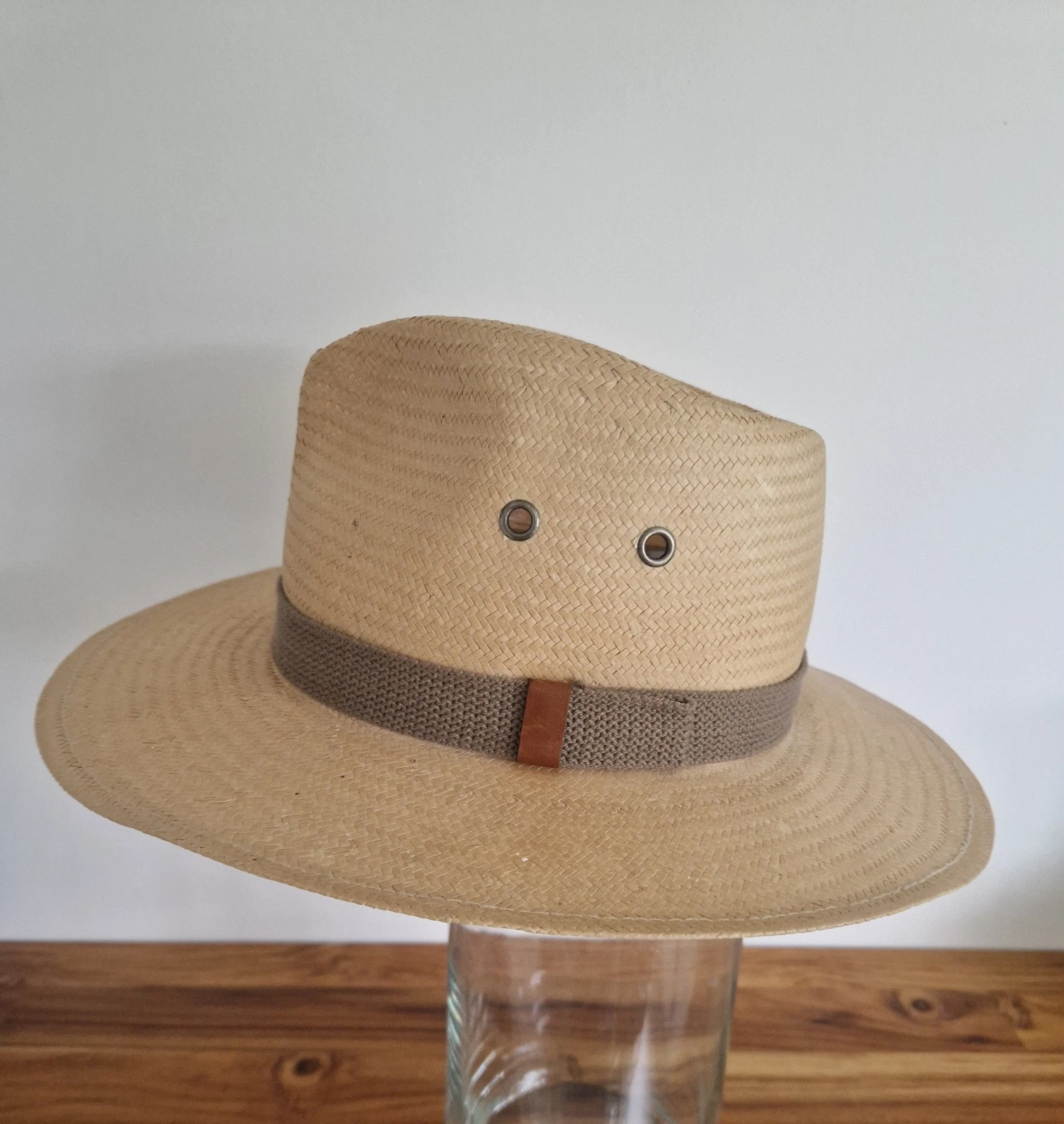Mens Ladies Dorfman Pacific Fedora Straw Panama Style Safari Sun Hat Med 57cm
Opens in a new window