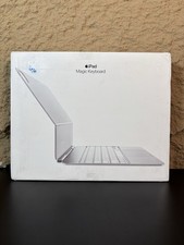 Apple Magic Keyboard Case iPad Pro 13" - M4 M5 - White A2974 MWR43LL/A OPEN BOX