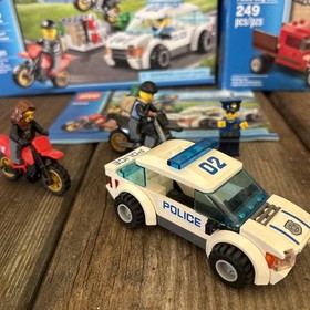 Lego City Police Lot Of 60048 And 60042