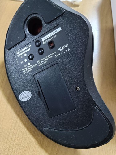 SANWA Wireless Trackball Mouse GRAVI 400-MAWBTTB138 - Lightly Used Excellent - 第 11/12 張圖片