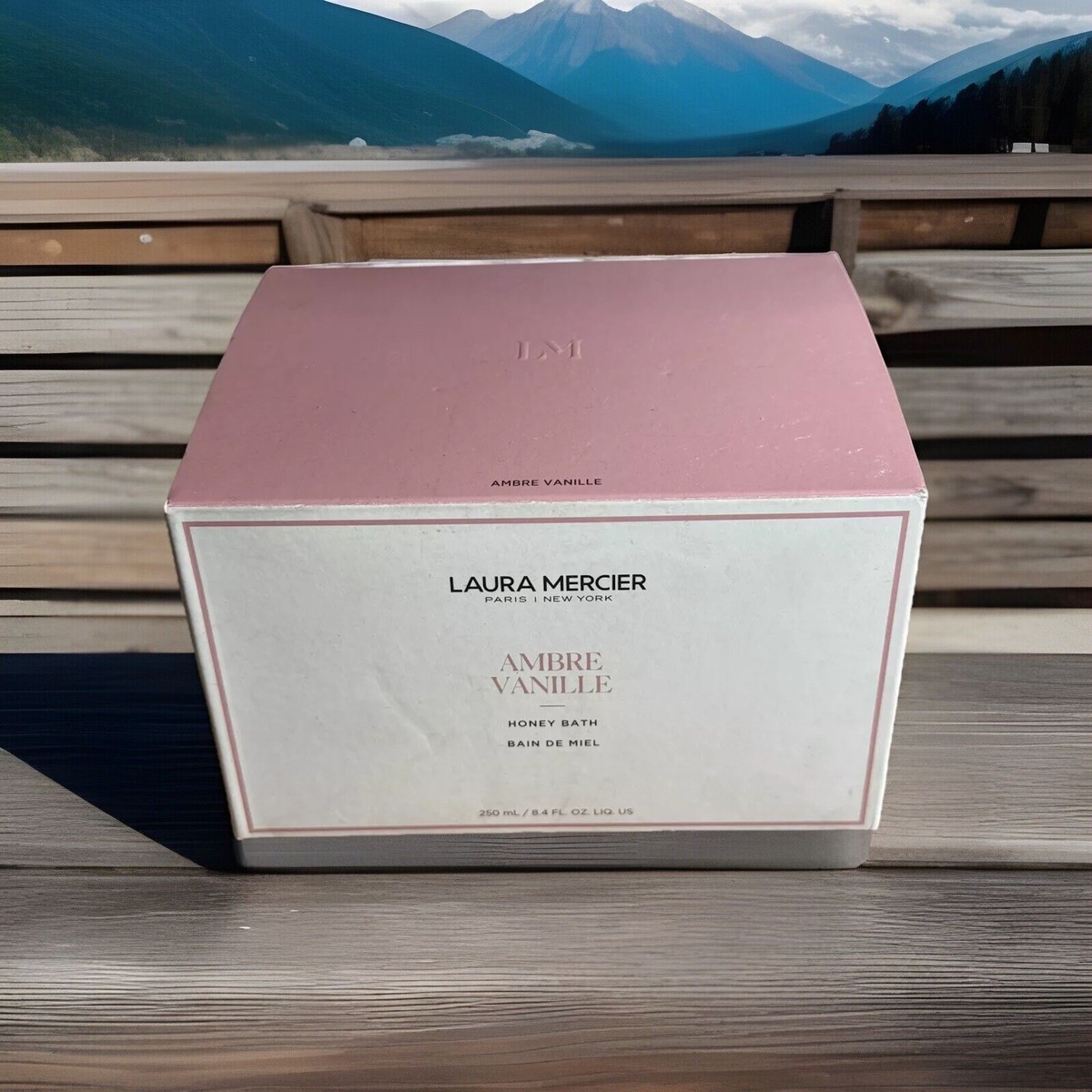 Laura Mercier AMBRE VANILLE Honey Bath 8.4 fl oz ~ Vanilla