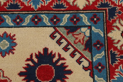 Geometric Tribal Style Kazak Hand-Knotted Bedroom Sized Rug 5x8 ft - Picture 12 of 22